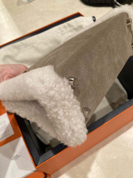 ミニケリー　テディ（ブランドバッグ）の商品画像 - 査定依頼日：2025年6月14日 - 最高査定価格：6,000,000円