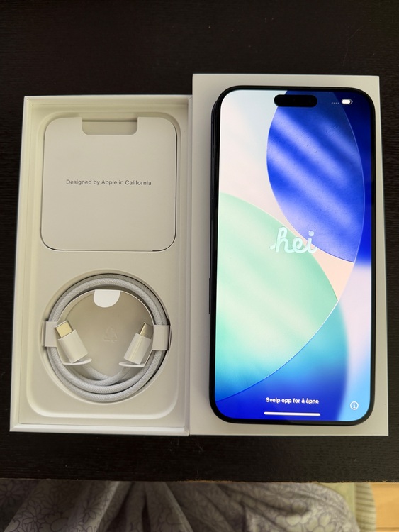 iPhone 15 Pro Max 1TB SIMフリー（スマホ）の商品画像 - 査定依頼日：2025年11月16日 - 最高査定価格：125,000円