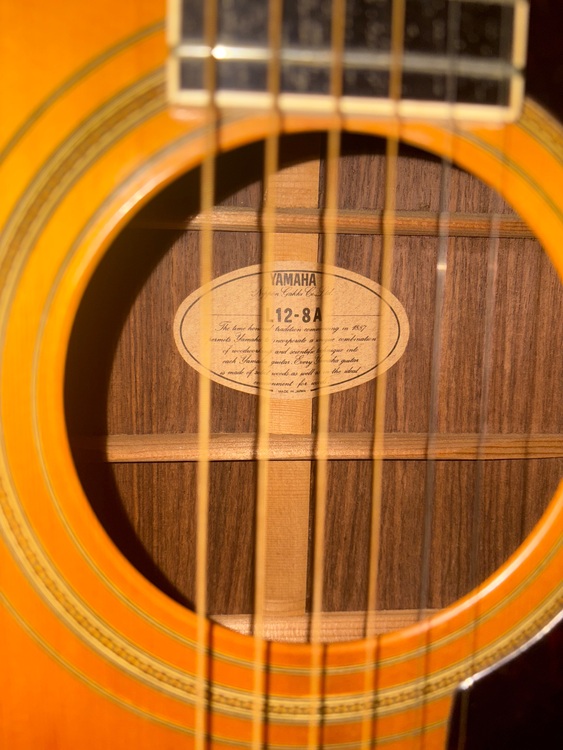 L12-8a（ピアノ・楽器・PA機材）の商品画像 - 査定依頼日：2025年10月4日 - 最高査定価格：25,000円