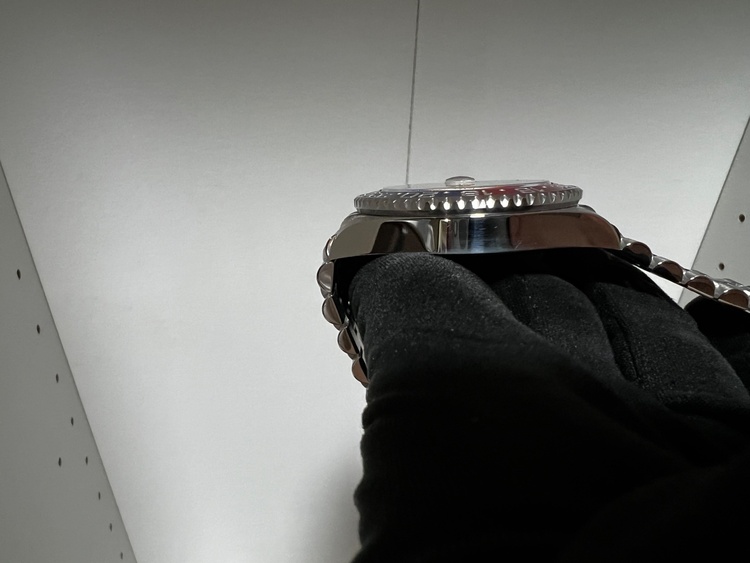 126710BLROジュビリーブレス（高級時計）の商品画像 - 査定依頼日：2026年4月12日 - 最高査定価格：3,850,000円