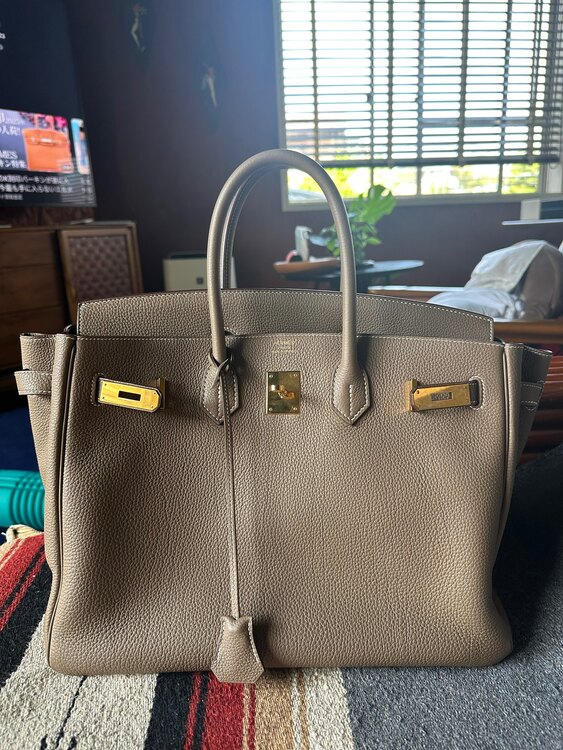 バーキン35 エトゥーブ　ゴールド金具（ブランドバッグ）の商品画像 - 査定依頼日：2025年5月20日 - 最高査定価格：2,500,000円