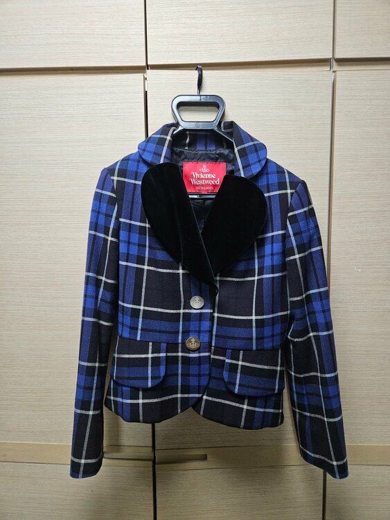 16-12-422005（古着・ファッション）の商品画像 - 査定依頼日：2026年3月19日 - 最高査定価格：30,000円