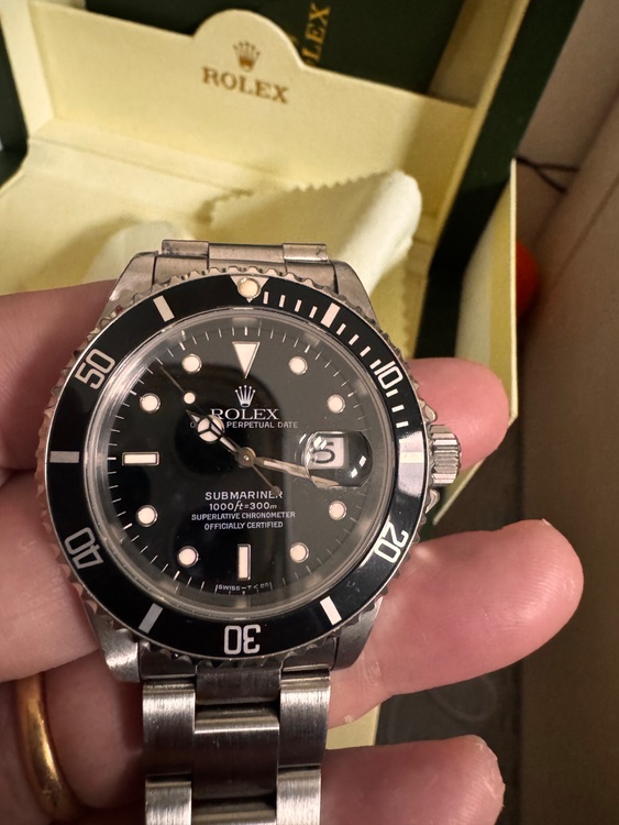 ロレックス サブマリーナー 1661（高級時計）の商品画像 - 査定依頼日：2025年11月27日 - 最高査定価格：1,400,000円