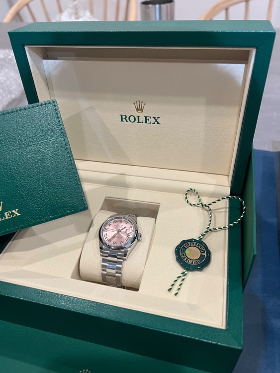 ロレックス デイトジャスト 27824（高級時計）の商品画像 - 査定依頼日：2025年12月17日 - 最高査定価格：1,200,000円