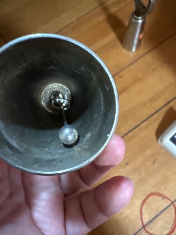 ベル（金・貴金属）の商品画像 - 査定依頼日：2026年1月20日 - 最高査定価格：100円