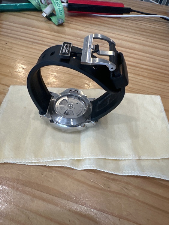 パネライ ルミノール PAM0035（高級時計）の商品画像 - 査定依頼日：2025年11月16日 - 最高査定価格：500,000円