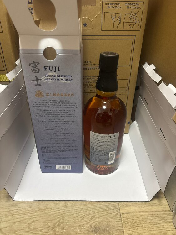 富士　シングルブレンデッドウイスキー（お酒）の商品画像 - 査定依頼日：2025年5月13日 - 最高査定価格：2,500円