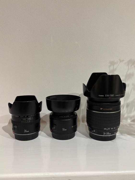 EOS 30D（カメラ）の商品画像 - 査定依頼日：2026年4月10日 - 最高査定価格：14,100円