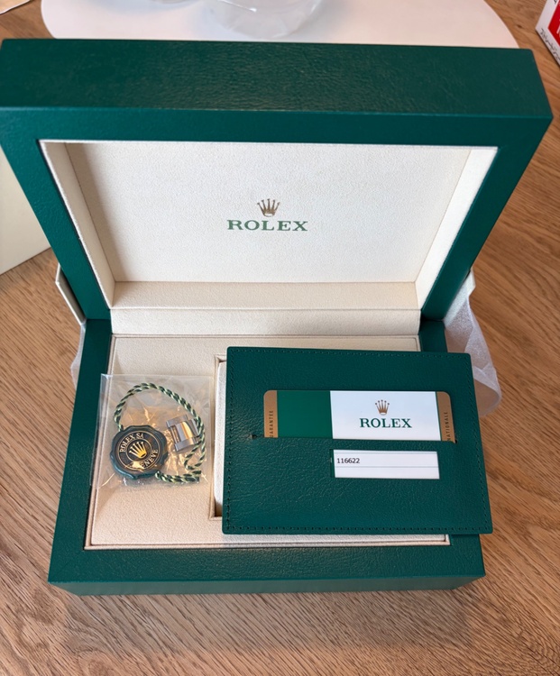 ロレックス ヨットマスター 11662（高級時計）の商品画像 - 査定依頼日：2026年2月16日 - 最高査定価格：2,000,000円