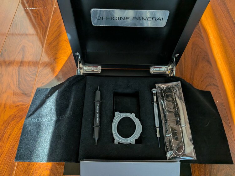 パネライ ルミノール （高級時計）の商品画像 - 査定依頼日：2025年12月16日 - 最高査定価格：600,000円