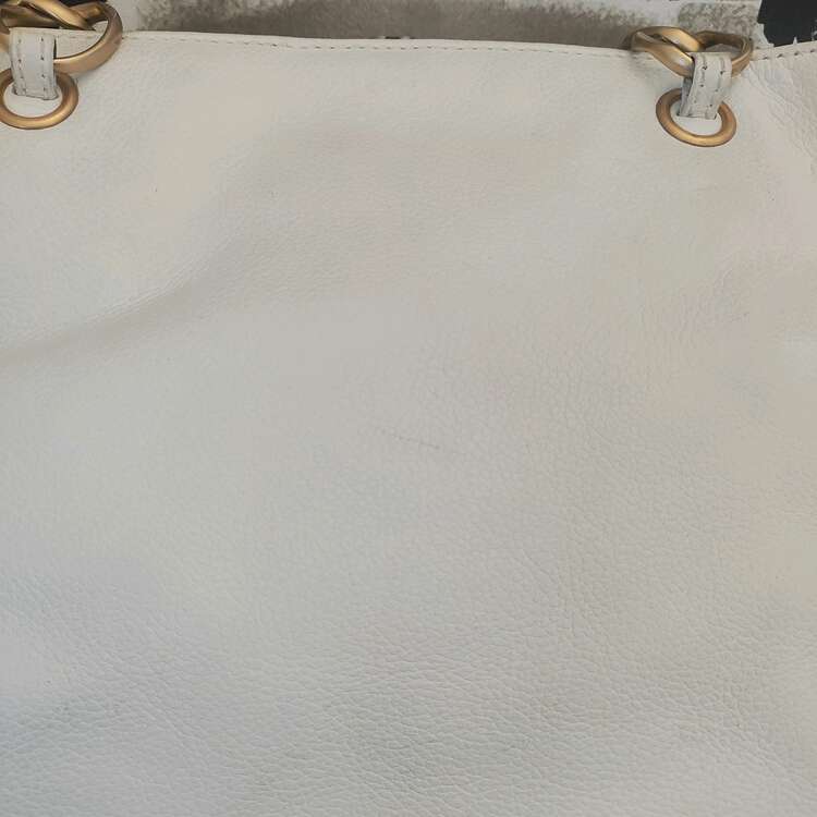 ココマーク　トートバッグ　白（ブランドバッグ）の商品画像 - 査定依頼日：2025年2月9日 - 最高査定価格：100,000円