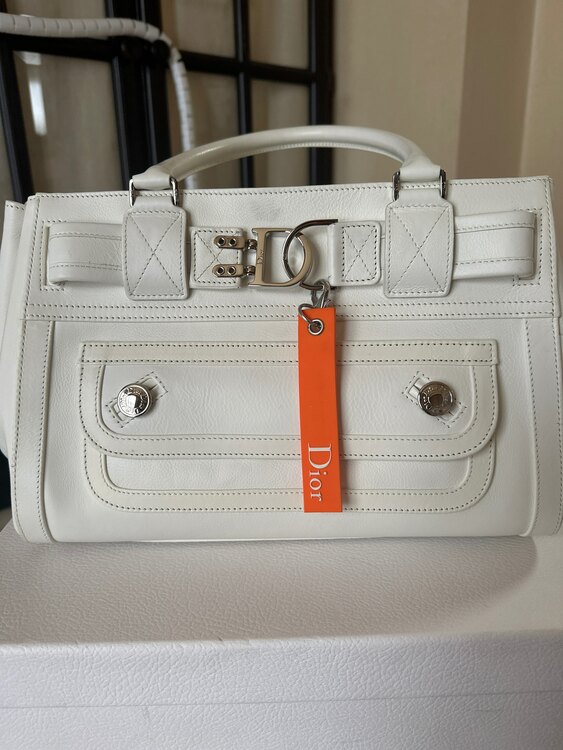 バッグ（ブランドバッグ）の商品画像 - 査定依頼日：2025年2月5日 - 最高査定価格：60,000円