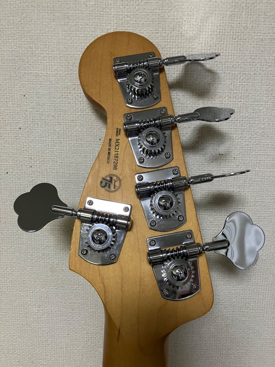 Player Plus Jazz Bass V 5弦ベース（ピアノ・楽器・PA機材）の商品画像 - 査定依頼日：2026年9月6日 - 最高査定価格：70,000円