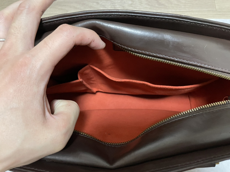 ダミエ サリア オリゾンタル N51282 エベヌ（ブランドバッグ）の商品画像 - 査定依頼日：2022年4月12日 - 最高査定価格：80,000円