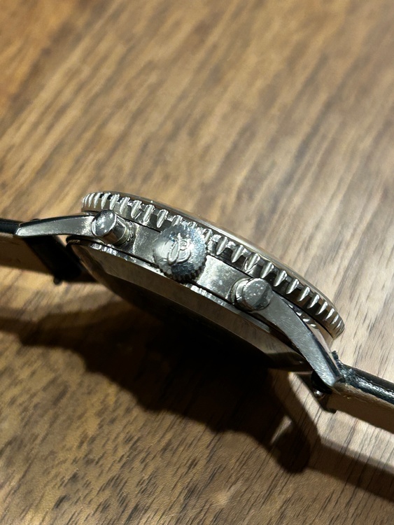 オールドナビタイマー　セカンドモデル（高級時計）の商品画像 - 査定依頼日：2025年12月20日 - 最高査定価格：500,000円