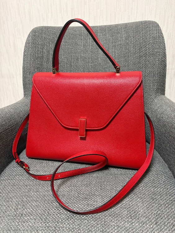 ヴァレクストラ  （ブランドバッグ）の商品画像 - 査定依頼日：2025年8月25日 - 最高査定価格：100,000円