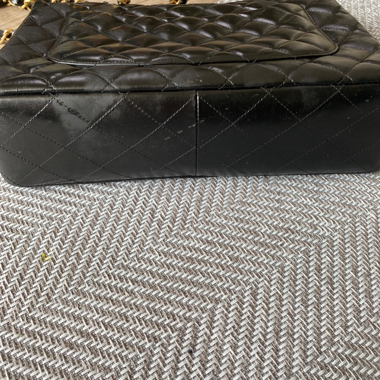 マトラッセ（ブランドバッグ）の商品画像 - 査定依頼日：2025年8月30日 - 最高査定価格：300,000円