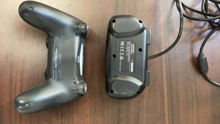 ps4（ゲーム機本体・ゲームソフト）の商品画像 - 査定依頼日：2023年11月13日 - 最高査定価格：10,000円