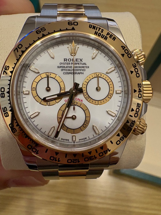 126503（高級時計）の商品画像 - 査定依頼日：2025年10月1日 - 最高査定価格：3,950,000円