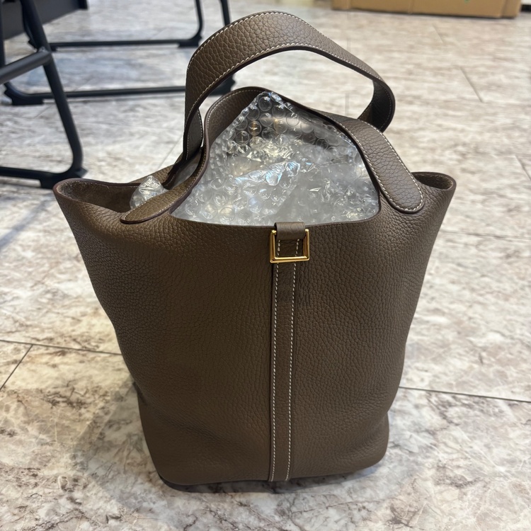 ピコタン（ブランドバッグ）の商品画像 - 査定依頼日：2026年3月19日 - 最高査定価格：490,000円