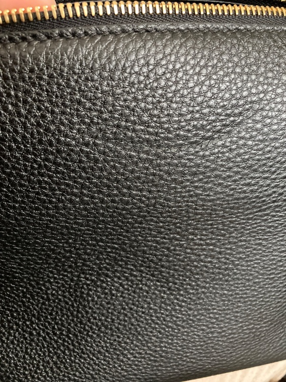 プラダ  （ブランドバッグ）の商品画像 - 査定依頼日：2025年12月20日 - 最高査定価格：140,000円