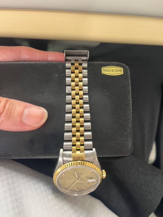 デイトジャスト16233G（高級時計）の商品画像 - 査定依頼日：2026年1月7日 - 最高査定価格：1,050,000円