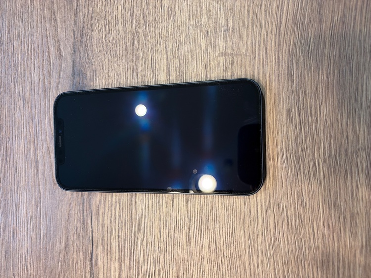iPhone iPhone 12 64GB SIMフリー（スマホ）の商品画像 - 査定依頼日：2026年6月25日 - 最高査定価格：22,500円