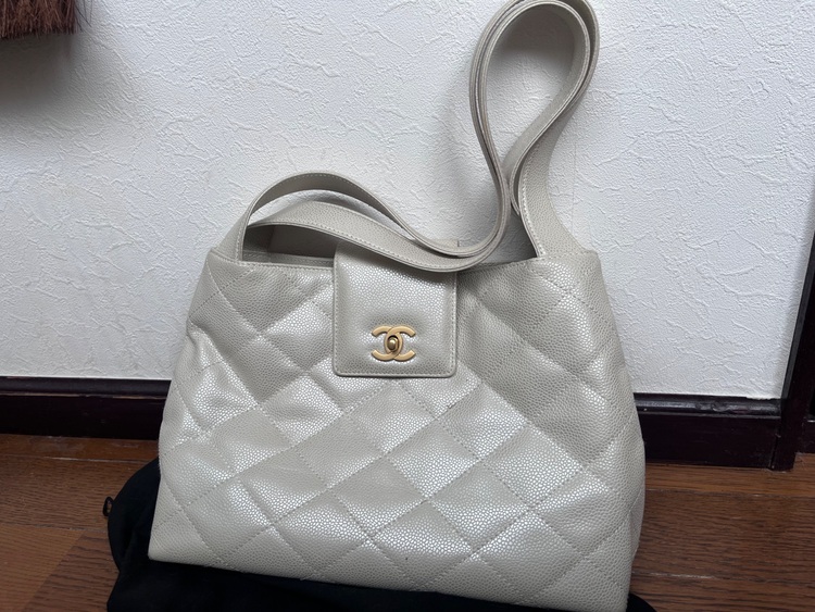 バック（ブランドバッグ）の商品画像 - 査定依頼日：2025年9月23日 - 最高査定価格：240,000円