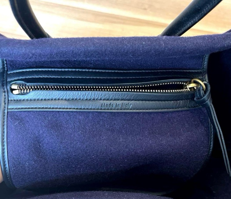 ラゲージファントム（ブランドバッグ）の商品画像 - 査定依頼日：2025年7月2日 - 最高査定価格：70,000円