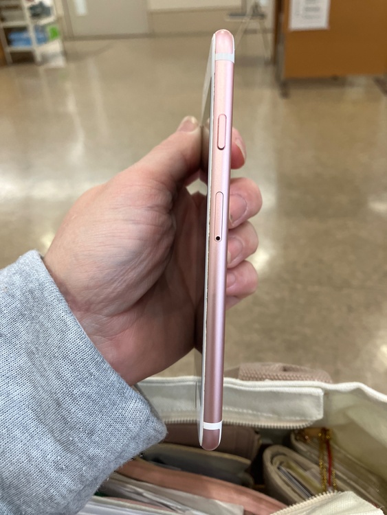 iPhone6s 64GB docomo（スマホ）の商品画像 - 査定依頼日：2026年4月7日 - 最高査定価格：3,000円