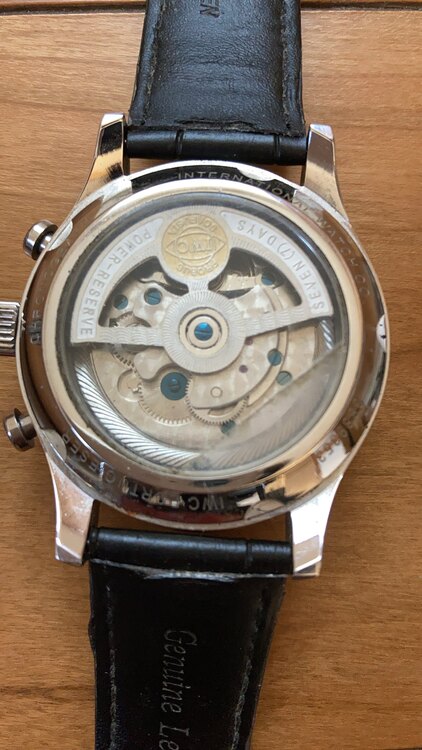 IWC ポルトギーゼ 37160（高級時計）の商品画像 - 査定依頼日：2025年2月6日 - 最高査定価格：600,000円