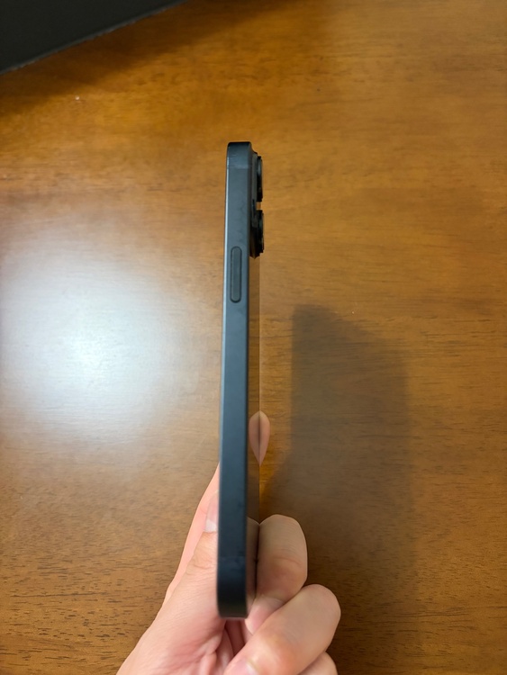 iPhone iPhone 14 256GB SIMフリー（スマホ）の商品画像 - 査定依頼日：2026年7月20日 - 最高査定価格：51,000円