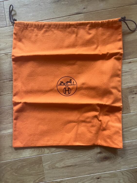 エブリン　S キャメル　（ブランドバッグ）の商品画像 - 査定依頼日：2025年8月5日 - 最高査定価格：250,000円