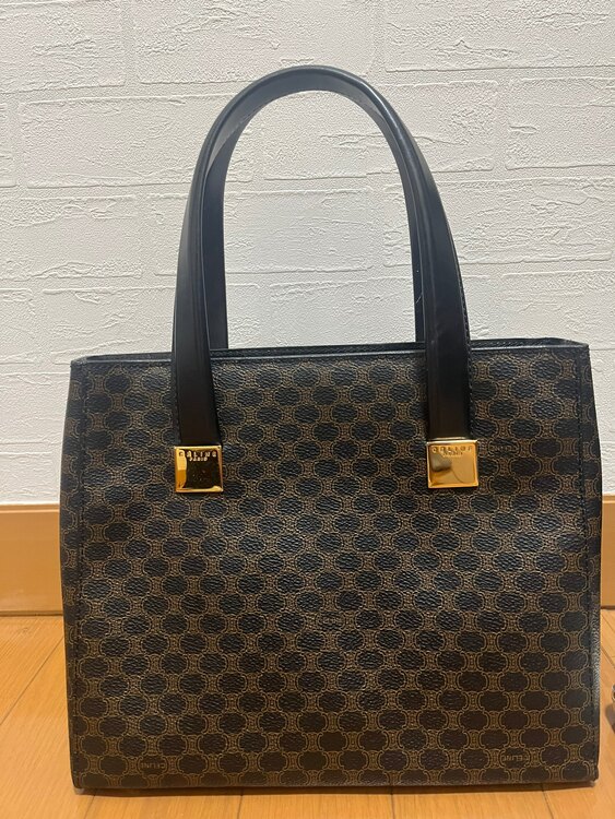 セリーヌ  （ブランドバッグ）の商品画像 - 査定依頼日：2025年1月16日 - 最高査定価格：40,000円