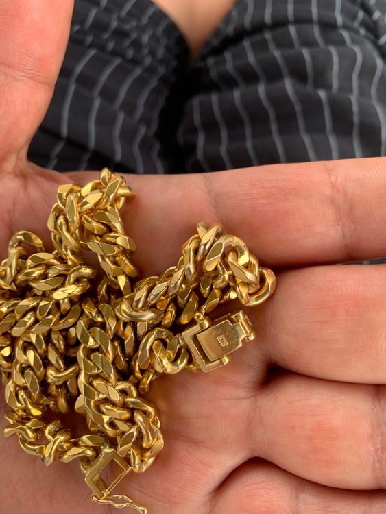 喜平ネックレス　150g 60cm（金・貴金属）の商品画像 - 査定依頼日：2025年8月8日 - 最高査定価格：1,944,600円