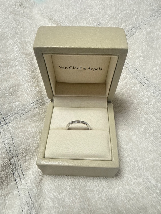 ヴァンクリーフアーペルタンドルモンエトワール3pダイアモンド　プラチナ（金・貴金属）の商品画像 - 査定依頼日：2026年2月24日 - 最高査定価格：65,000円