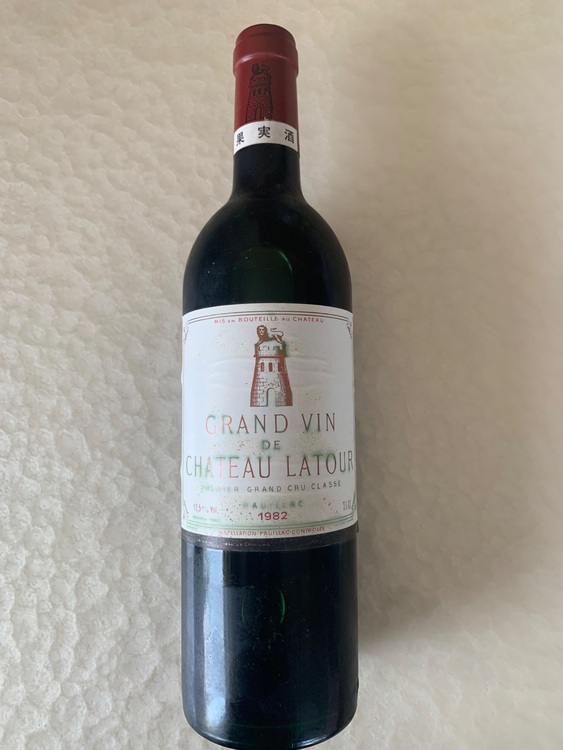 ワイン シャトーラトゥール （お酒）の商品画像 - 査定依頼日：2025年8月5日 - 最高査定価格：100,000円