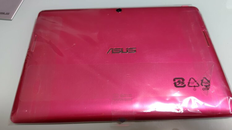 ASUS pad（PC・タブレット）の商品画像 - 査定依頼日：2026年8月15日 - 最高査定価格：2,000円