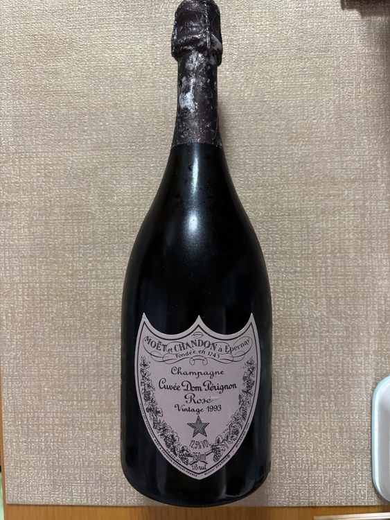 シャンパン ドン・ペリニヨン（お酒）の商品画像 - 査定依頼日：2026年6月23日 - 最高査定価格：44,000円