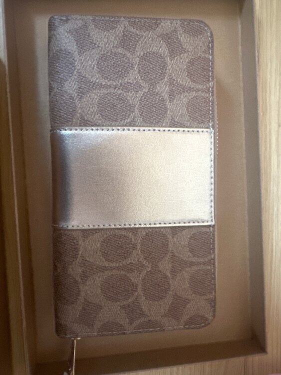 その他 コーチ （ブランドバッグ）の商品画像 - 査定依頼日：2025年3月30日 - 最高査定価格：5,000円