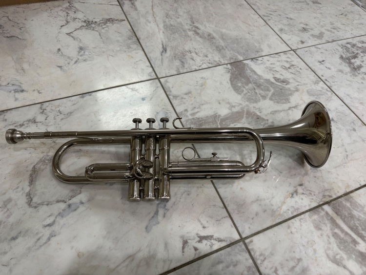 YTR-136　021786（ピアノ・楽器・PA機材）の商品画像 - 査定依頼日：2026年4月4日 - 最高査定価格：5,000円