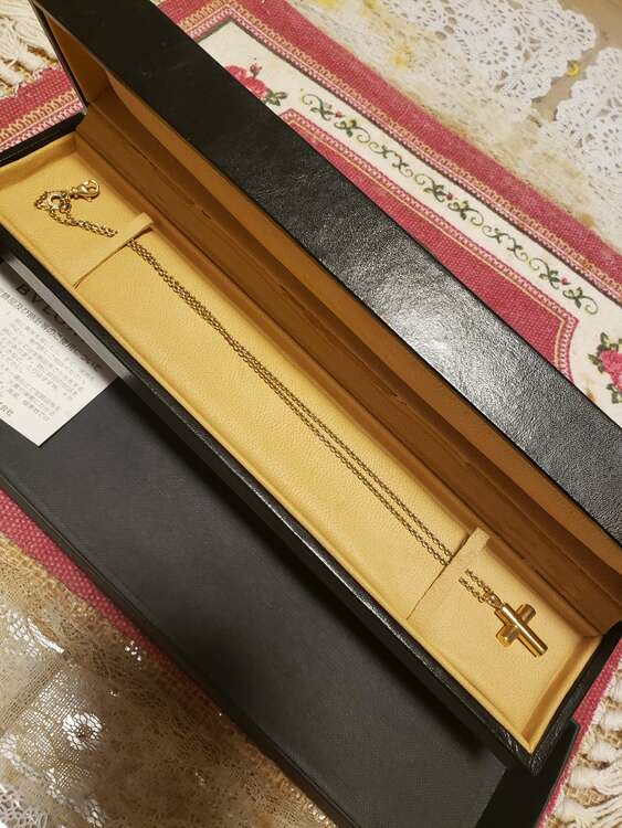 ブルガリ その他 クロスネックレス、ゴールド（高級時計）の商品画像 - 査定依頼日：2025年4月11日 - 最高査定価格：150,000円