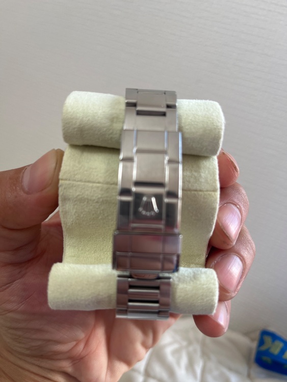 ロレックス サブマリーナー 14060（高級時計）の商品画像 - 査定依頼日：2025年9月27日 - 最高査定価格：1,340,000円