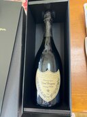 シャンパン ドン・ペリニヨン （お酒）の商品画像 - 査定依頼日：2025年4月22日 - 最高査定価格：19,500円
