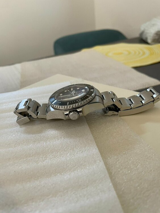 ロレックス シードゥエラー 12660（高級時計）の商品画像 - 査定依頼日：2026年1月10日 - 最高査定価格：2,080,000円