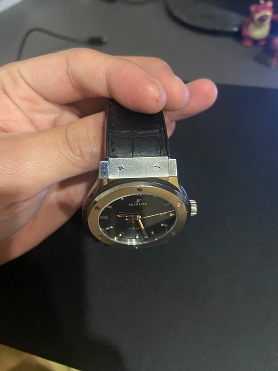 ウブロ クラシックフュージョン （高級時計）の商品画像 - 査定依頼日：2026年1月7日 - 最高査定価格：600,000円