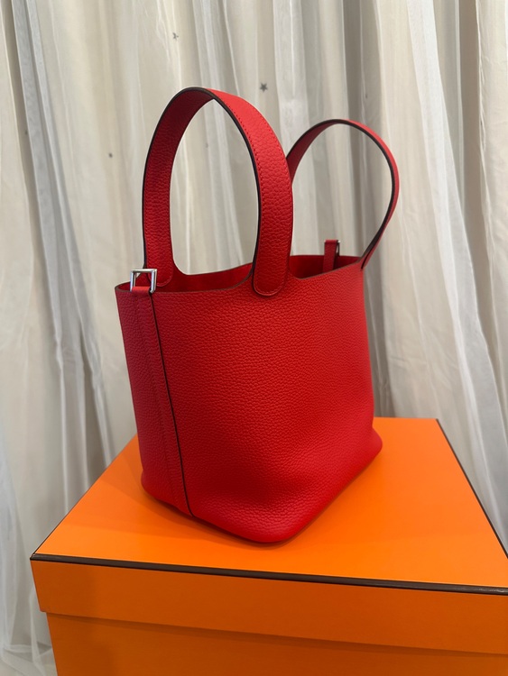 エルメス ピコタン （ブランドバッグ）の商品画像 - 査定依頼日：2025年10月25日 - 最高査定価格：480,000円