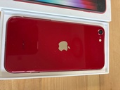 iPhone se3 レッド（スマホ）の商品画像 - 査定依頼日：2026年6月17日 - 最高査定価格：40,000円