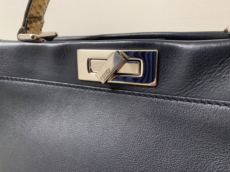 ピーカブー　モンスター　レギュラー（ブランドバッグ）の商品画像 - 査定依頼日：2025年7月2日 - 最高査定価格：130,000円