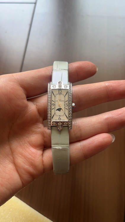 アヴェニューcミニ　ムーンフェイズ（高級時計）の商品画像 - 査定依頼日：2025年7月19日 - 最高査定価格：680,000円